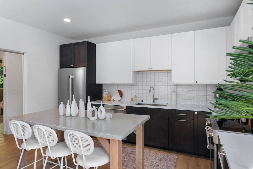 Kenny'S Sweet Suite - 84 Walkscore Seattle Bagian luar foto