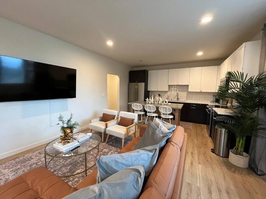 Kenny'S Sweet Suite - 84 Walkscore Seattle Bagian luar foto